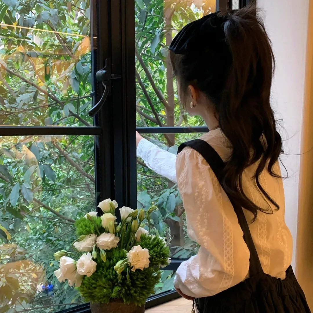 男女混合宿舍 封面